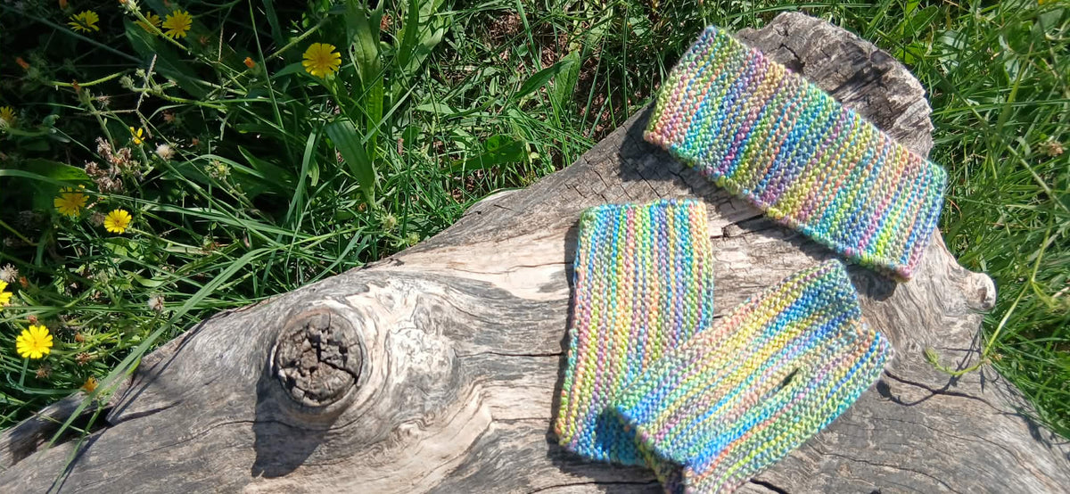 Kit bandeau et mitaines sans doigts tricotés main fil multicolore arc-en-ciel — multi couleur— point mousse bien visible, 50% modal 40% coton 10% polyamide, pièce unique artisanale fait main en France, MALOU au Fil des Saisons