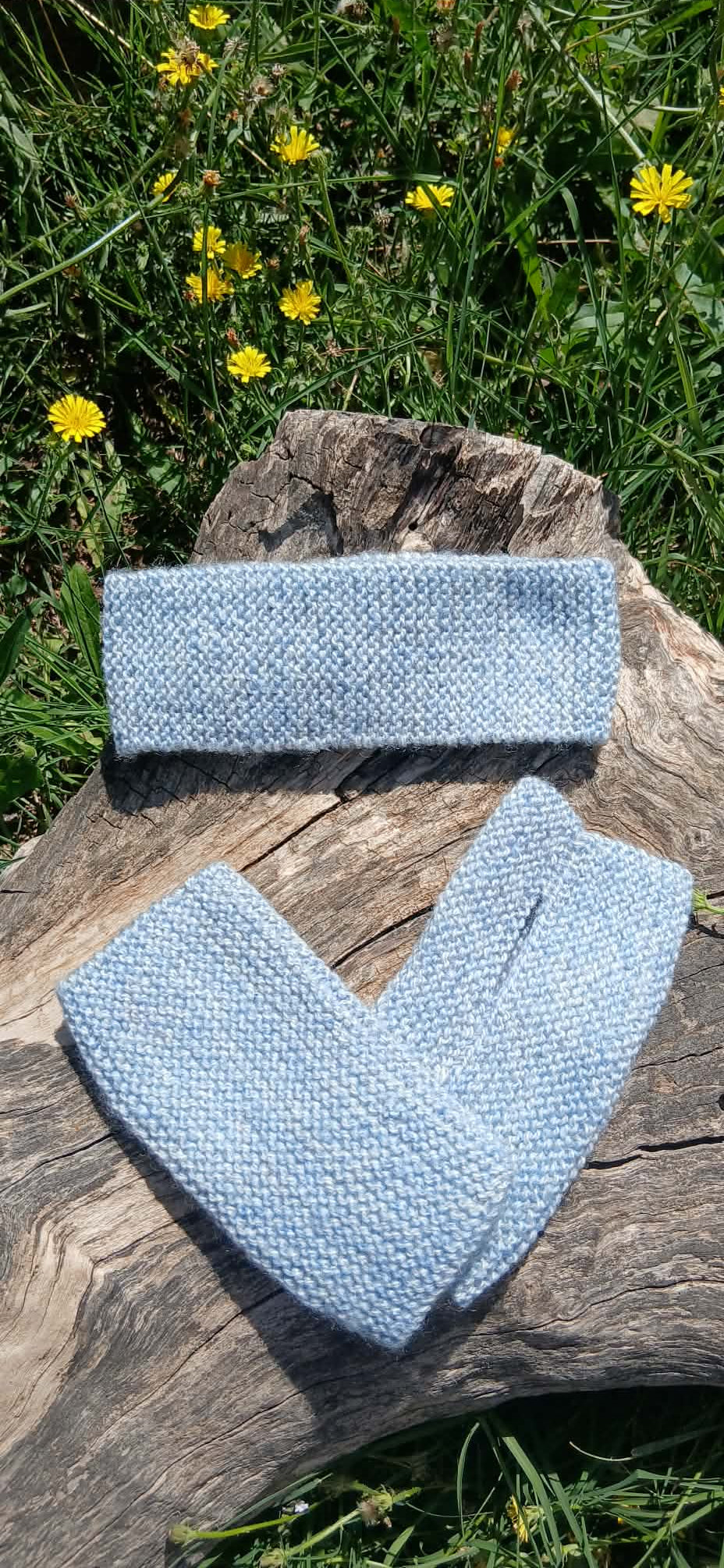 Kit bandeau et mitaines sans doigts tricotés main bleu glacier point mousse, 80% acrylique 20% laine peignée, pièce unique artisanale fait main en France, MALOU au Fil des Saisons