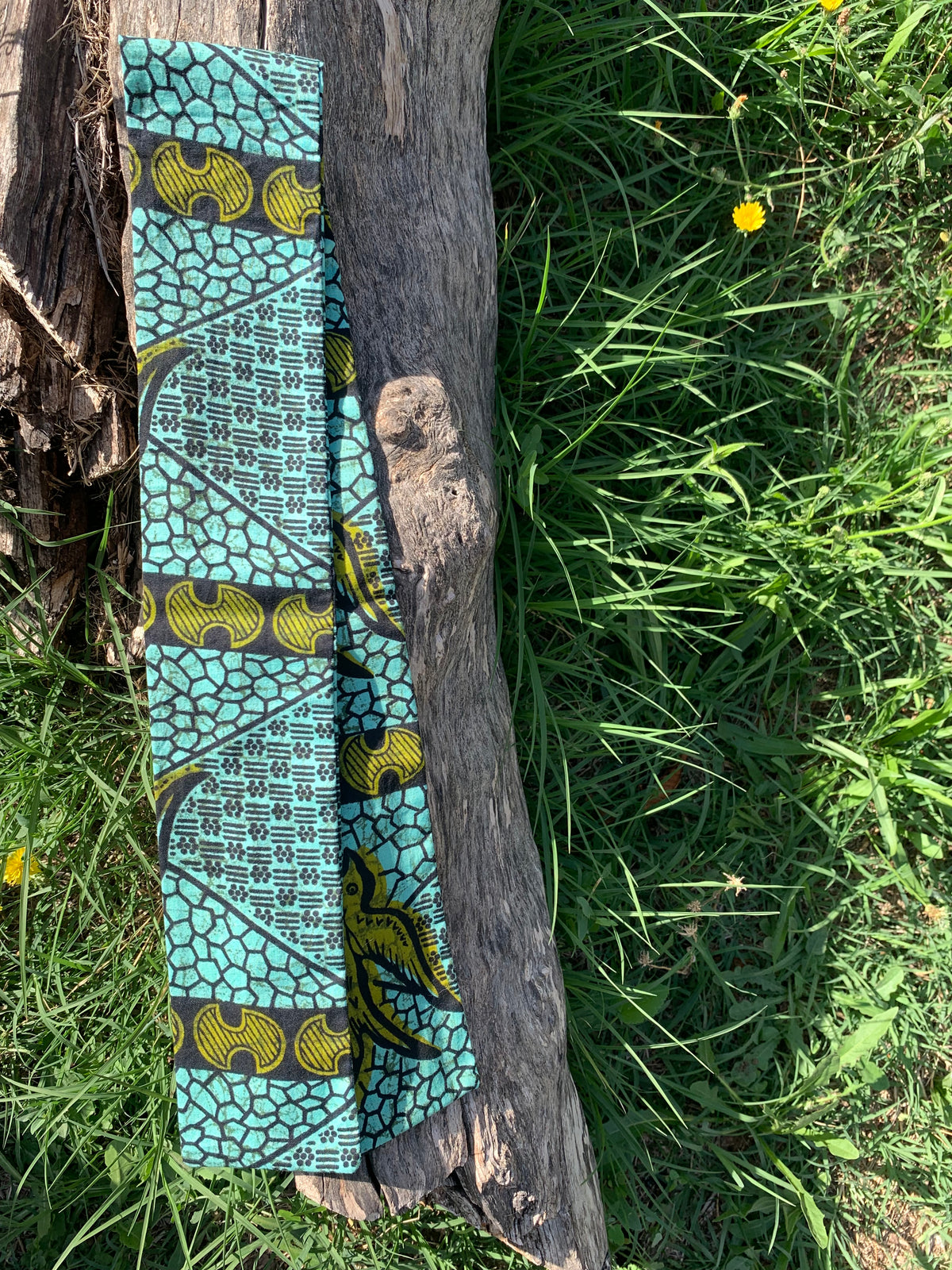 Bandeau en semi-wax turquoise et vert olive à motifs graphiques africains, tissu semi-wax coloré accessoire cheveux fait main en France, MALOU au Fil des Saisons