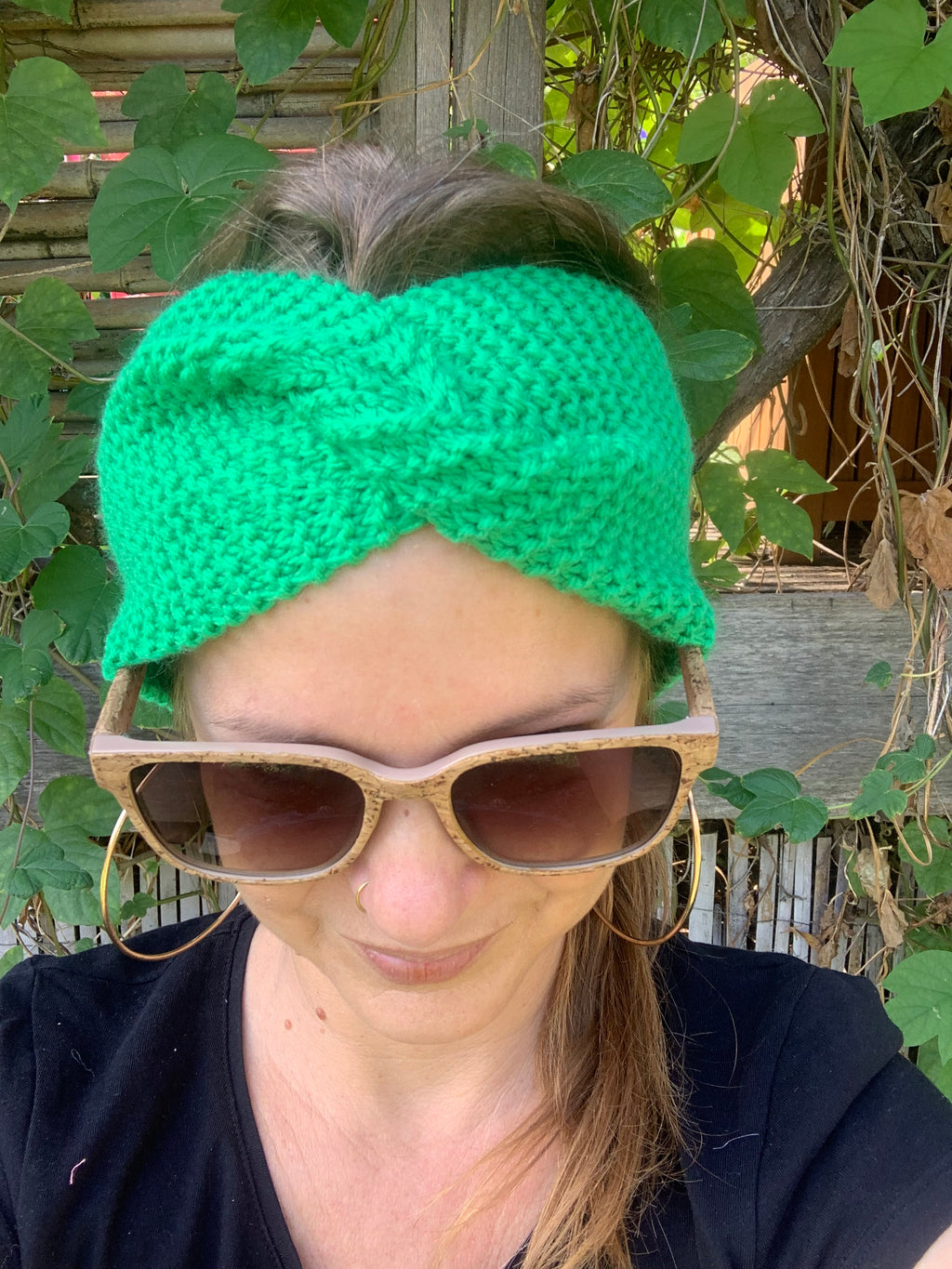 Bandeaux cheveux tricotés main au point mousse en acrylique vert émeraude, fabrication artisanale en France, série limitée MALOU au Fil des Saisons