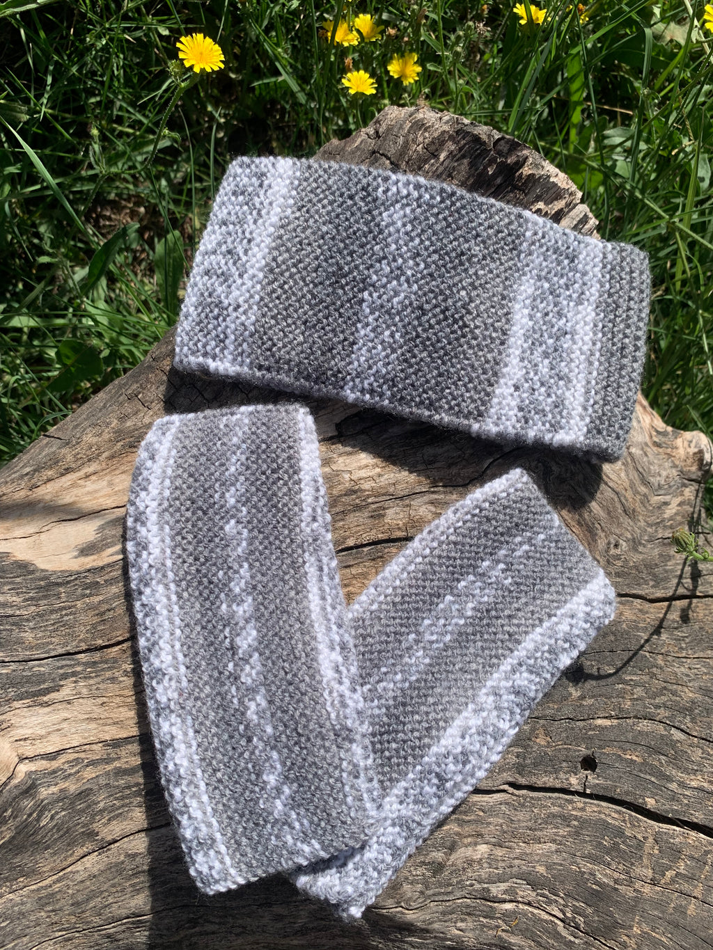 Kit bandeau et mitaines sans doigts tricotés main dégradé de gris chiné avec rayures blanches, 100% coton, pièce unique artisanale fait main en France, MALOU au Fil des Saisons