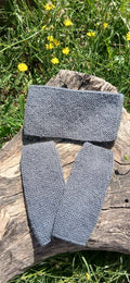 Kit bandeau et mitaines sans doigts tricotés main gris ardoise chiné point mousse bien visible, 80% acrylique 20% laine, pièce unique artisanale fait main en France, MALOU au Fil des Saisons

