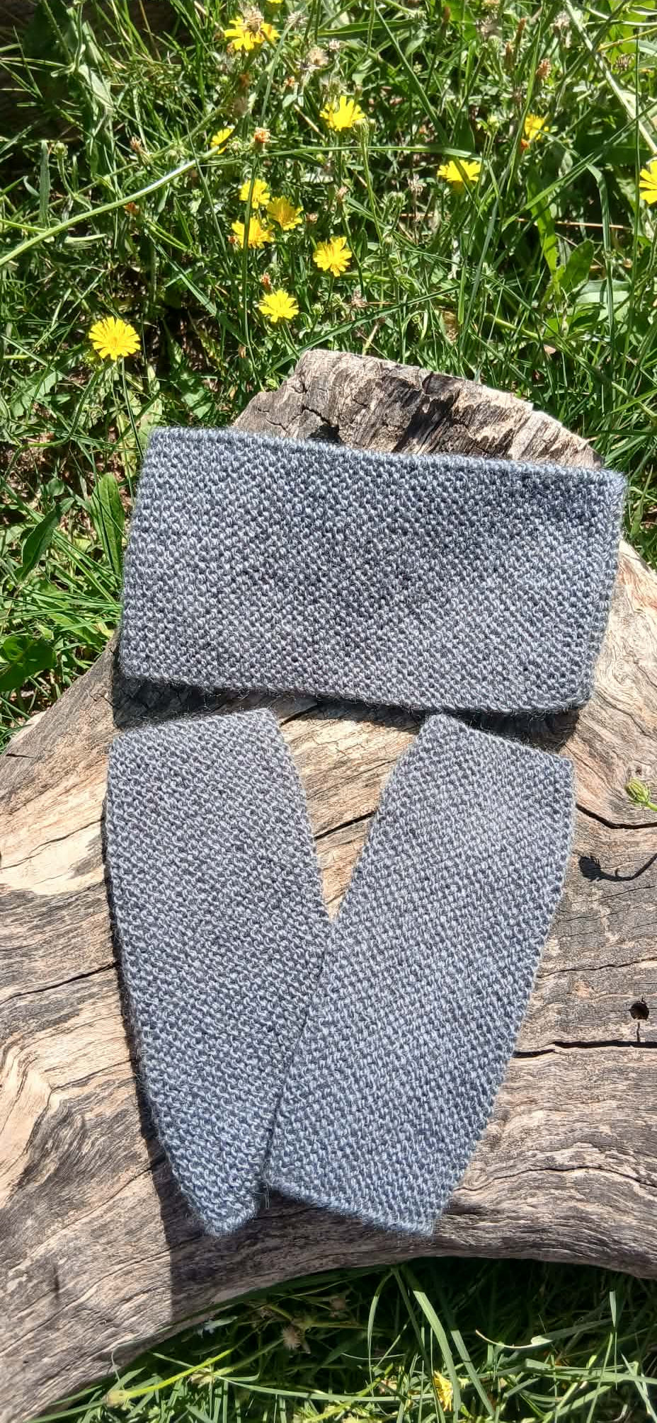 Kit bandeau et mitaines sans doigts tricotés main gris ardoise chiné point mousse bien visible, 80% acrylique 20% laine, pièce unique artisanale fait main en France, MALOU au Fil des Saisons

